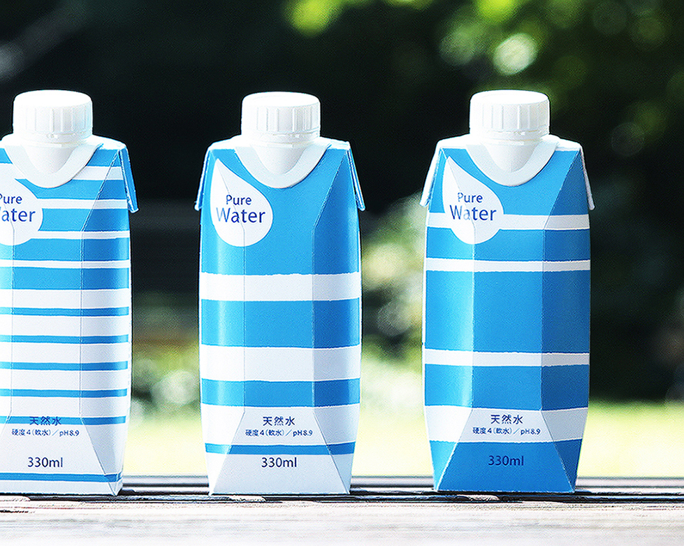 Tetra_water_green_A_957M.jpg